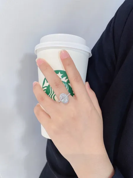 Oval Pavé Straight-Shank Ring